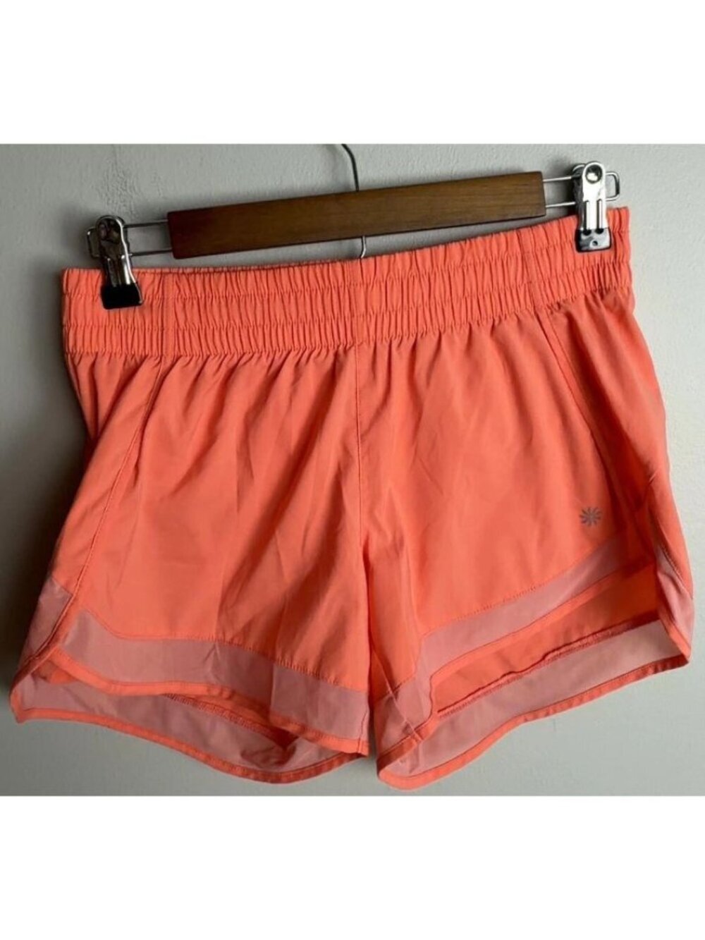 Athleta Mesh Racer Run Short 4" Athletic Running Shorts Coral Size XS Women’s